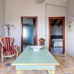 Amazing With Pool & Jacuzzi Vila