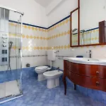 Amazing With Pool & Jacuzzi