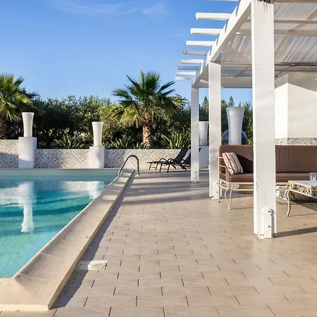 Amazing With Pool & Jacuzzi Balestrate